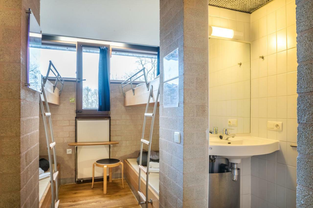 Auberge De Jeunesse De Mons Bagian luar foto
