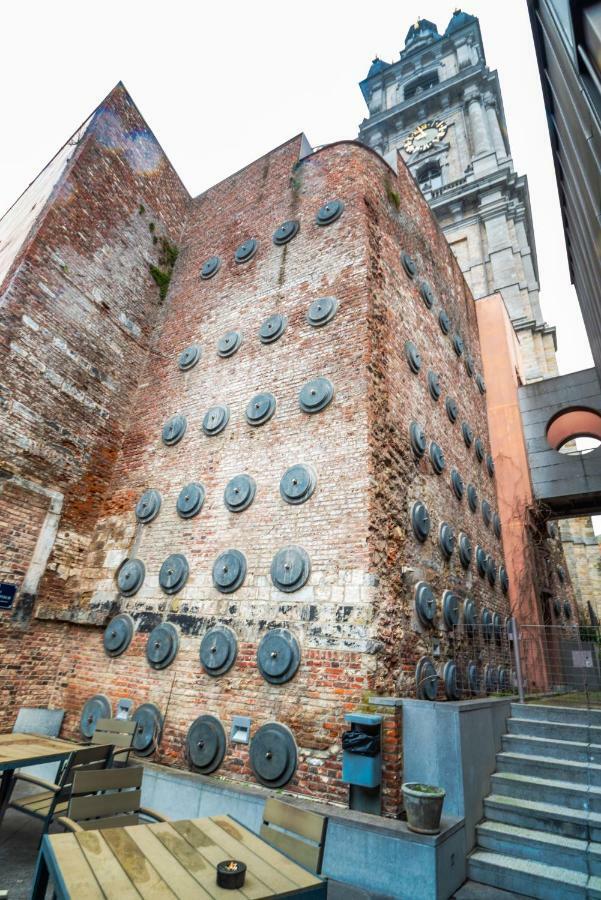 Auberge De Jeunesse De Mons Bagian luar foto