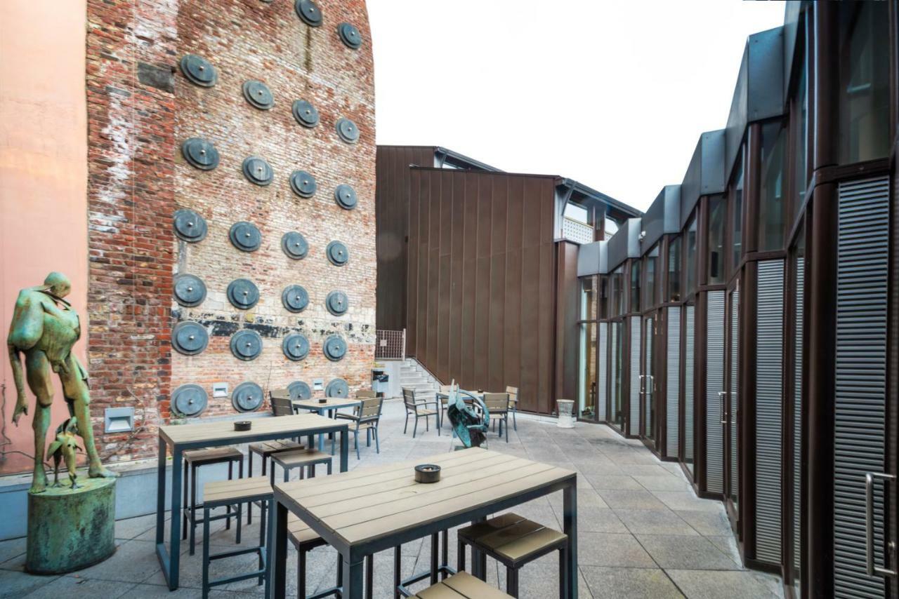 Auberge De Jeunesse De Mons Bagian luar foto